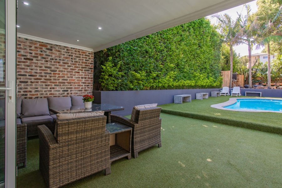 4 Bedroom Property for Sale in Buitenverwagting Western Cape